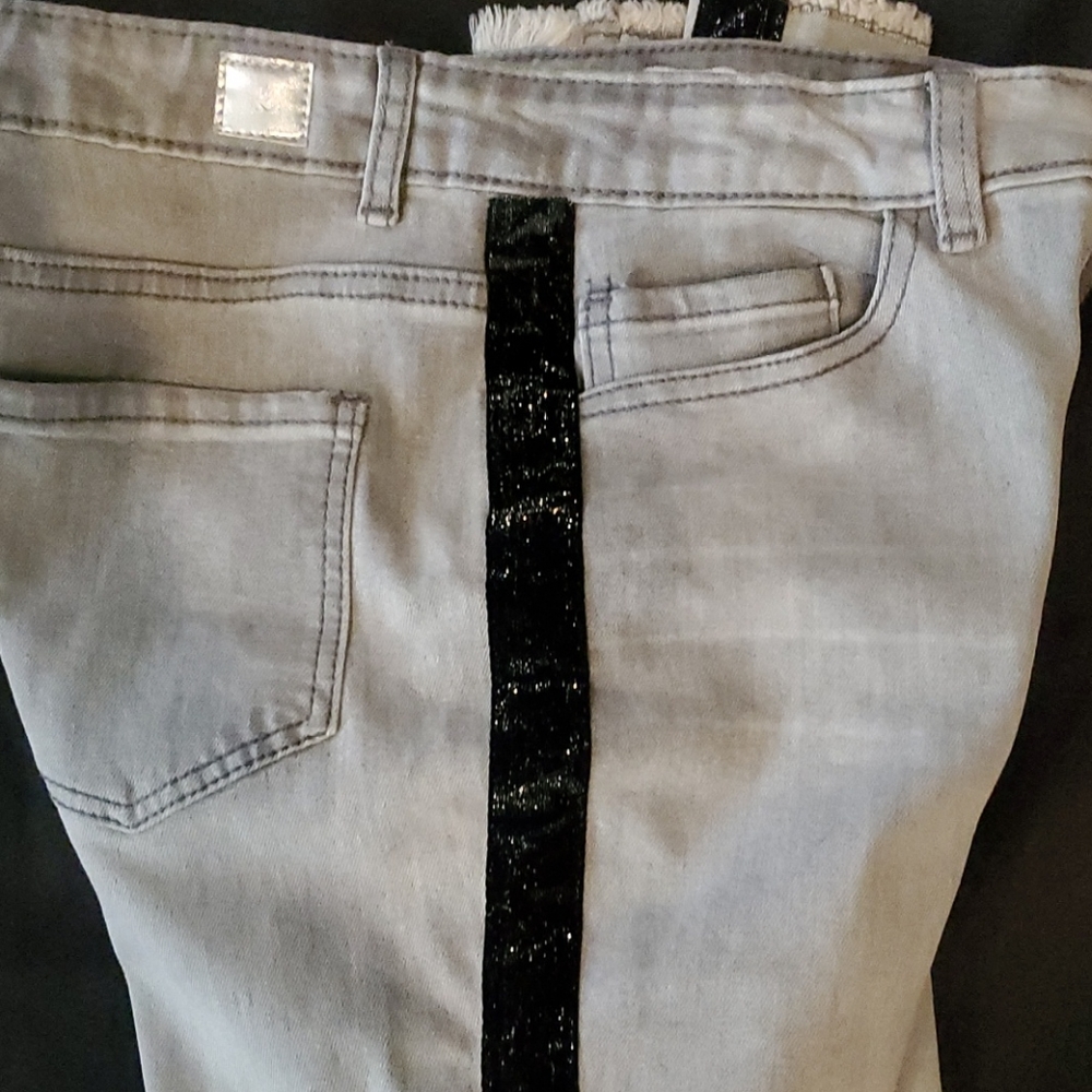 Jeans - Picture 3 of 4